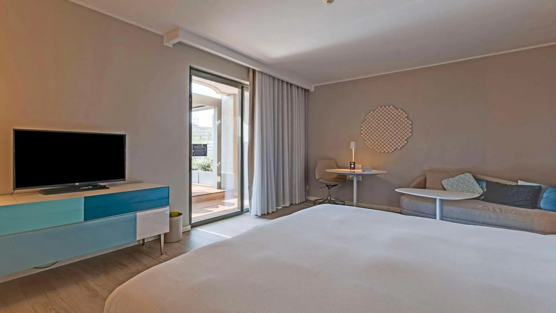 Hotel Hilton Malta San Julián Malta