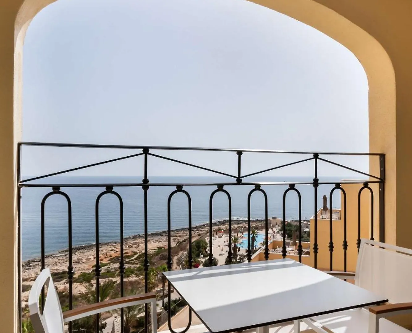 Hilton Malta Hotel St. Julian's 5*,  Malta